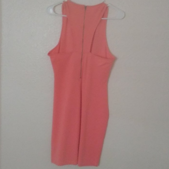 Peach dress - Picture 2 of 3
